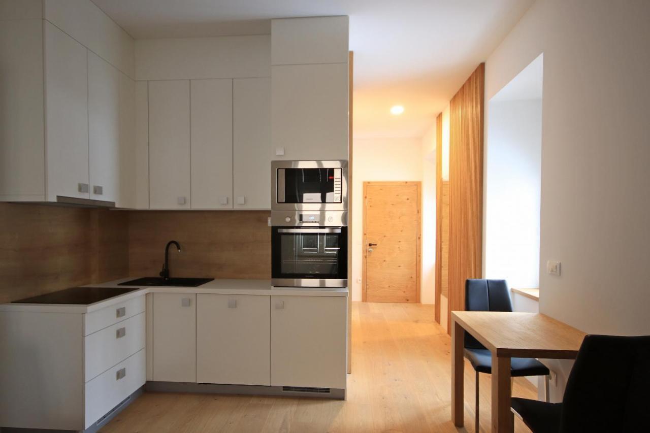 Cirus Apartments コチェーヴィエ エクステリア 写真