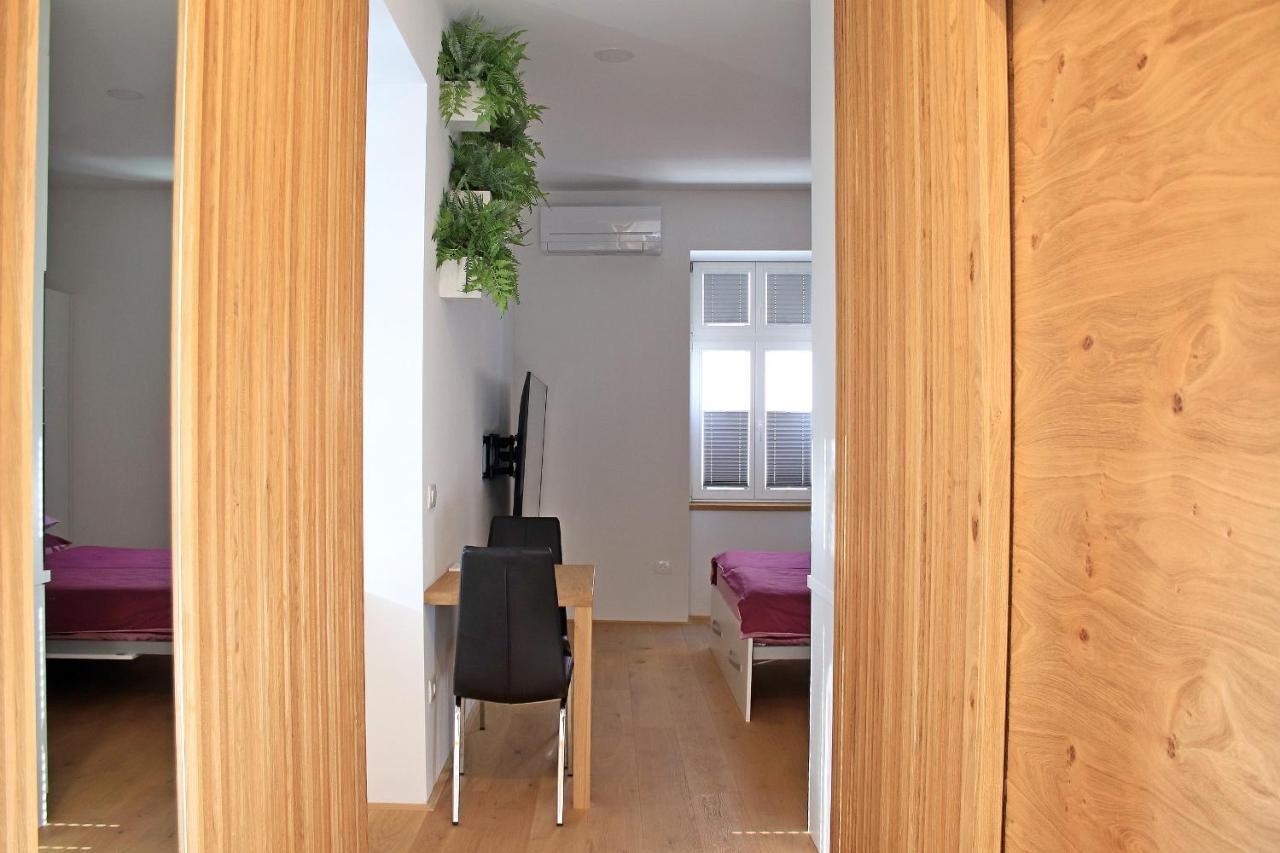 Cirus Apartments コチェーヴィエ エクステリア 写真