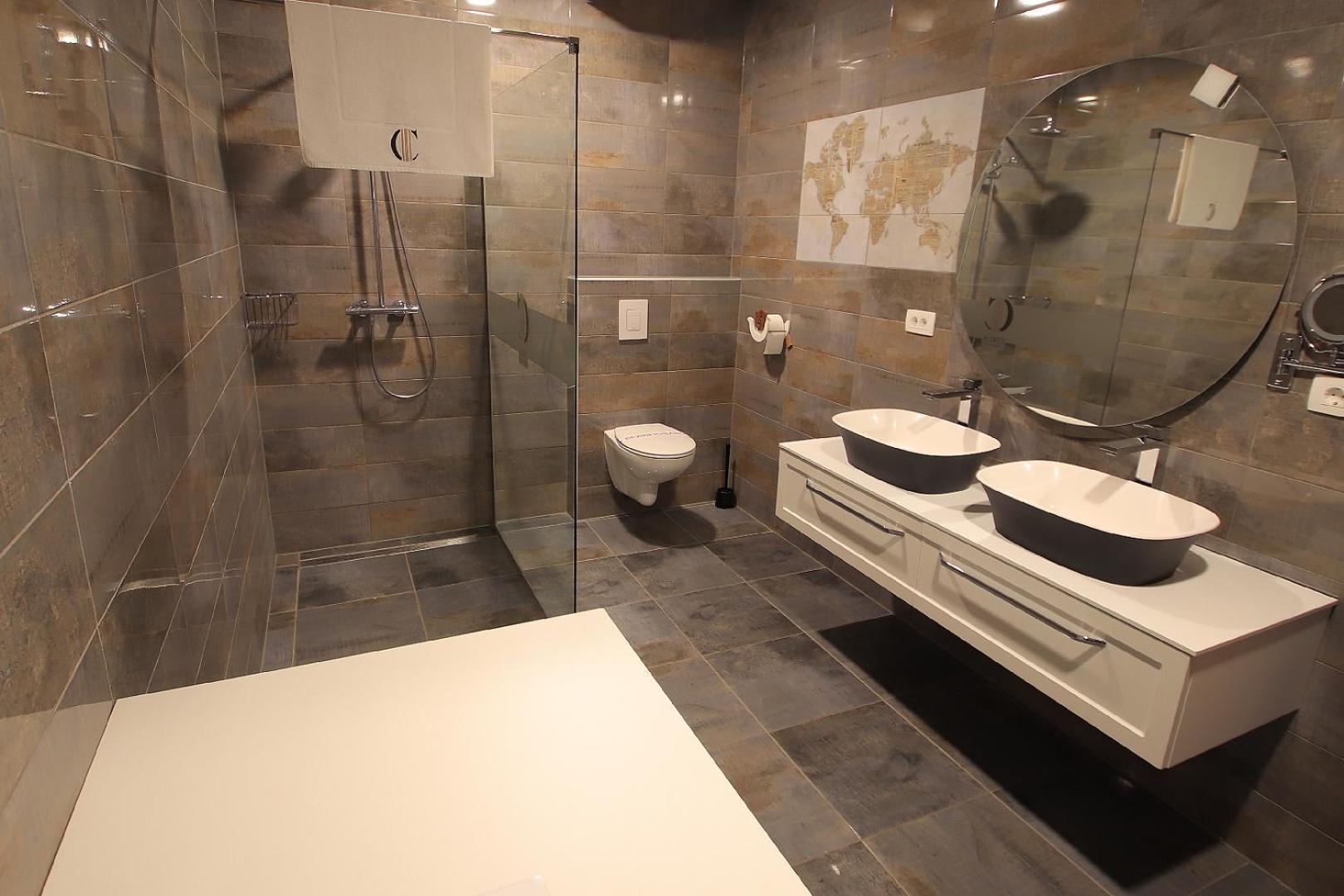 Cirus Apartments コチェーヴィエ エクステリア 写真
