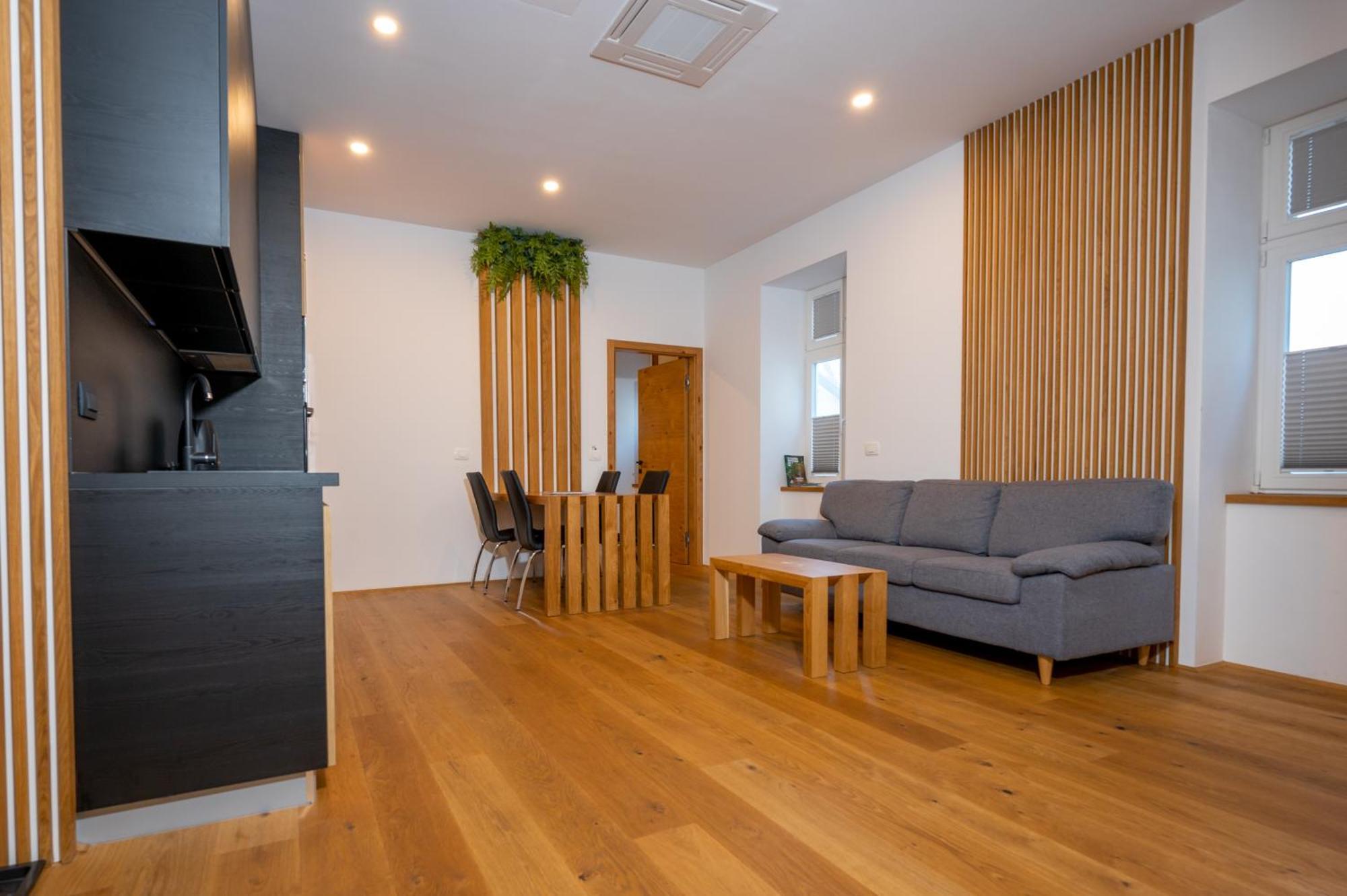 Cirus Apartments コチェーヴィエ エクステリア 写真